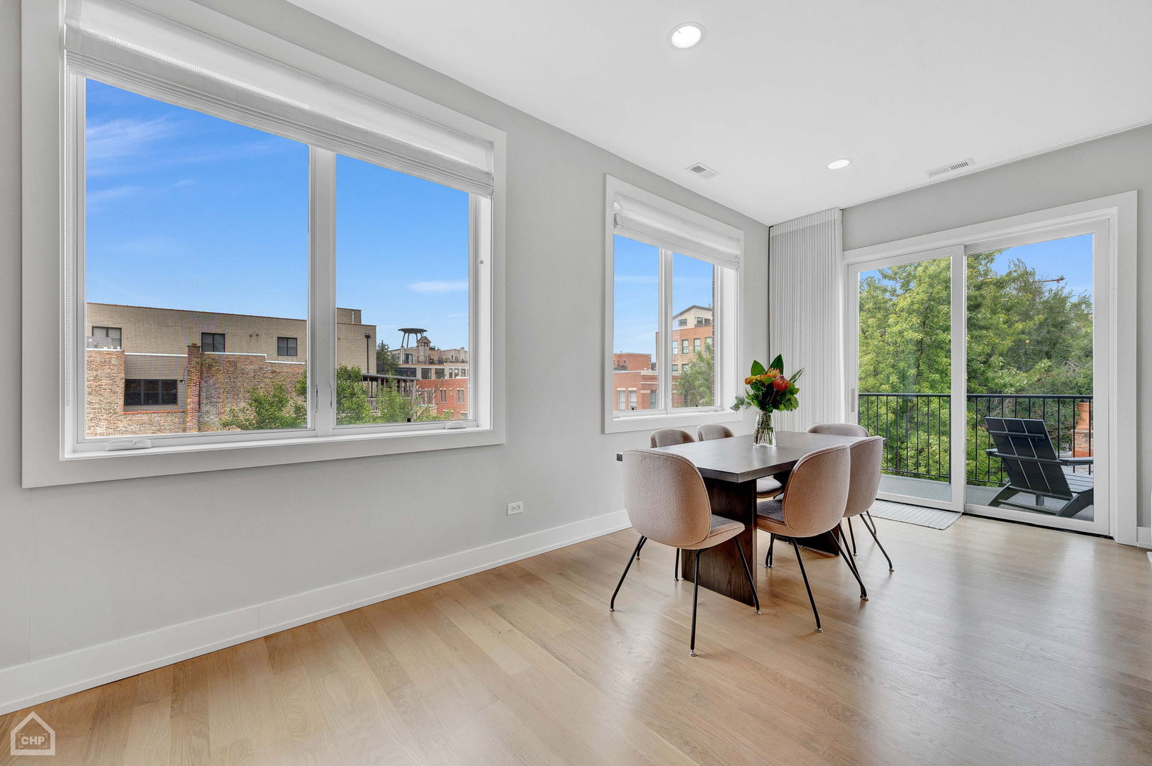 1312 W Madison Street Unit: 4A