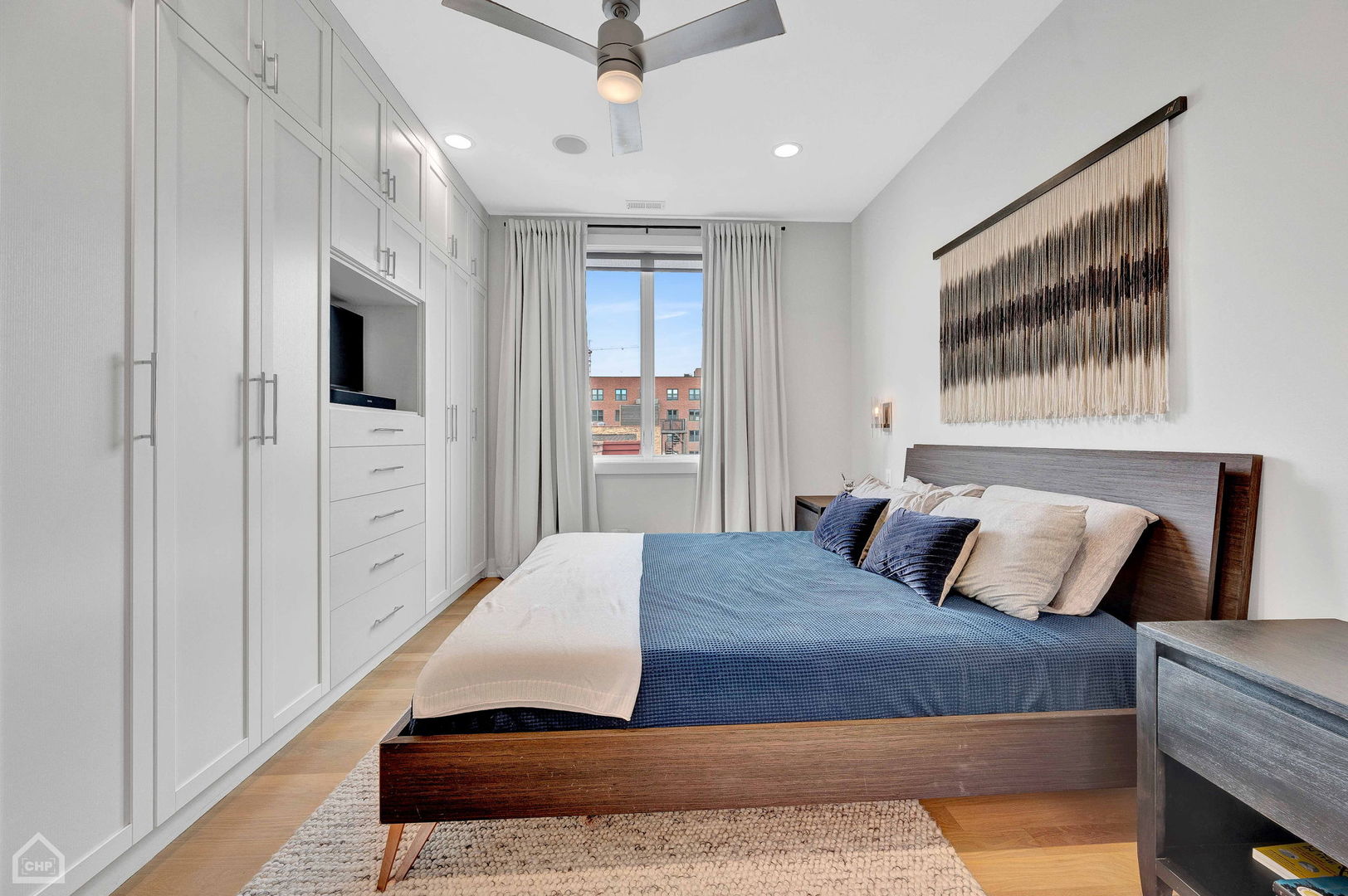 1312 W Madison Street Unit: 4A