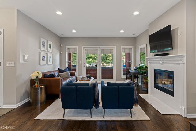 1539 N Wicker Park Avenue Unit: 1W