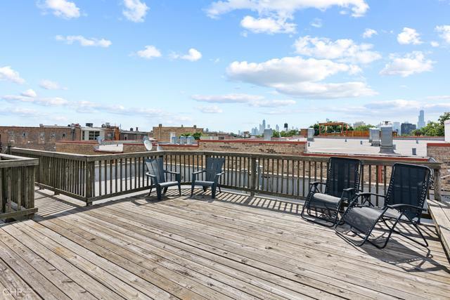 1539 N Wicker Park Avenue Unit: 1W