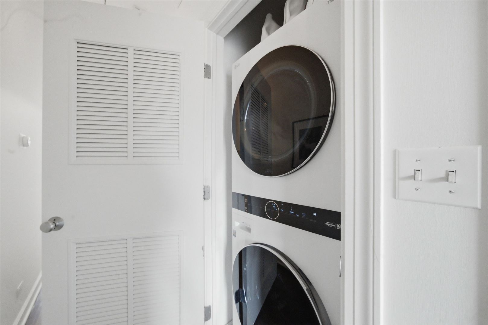 3042 N Racine Avenue Unit: 3