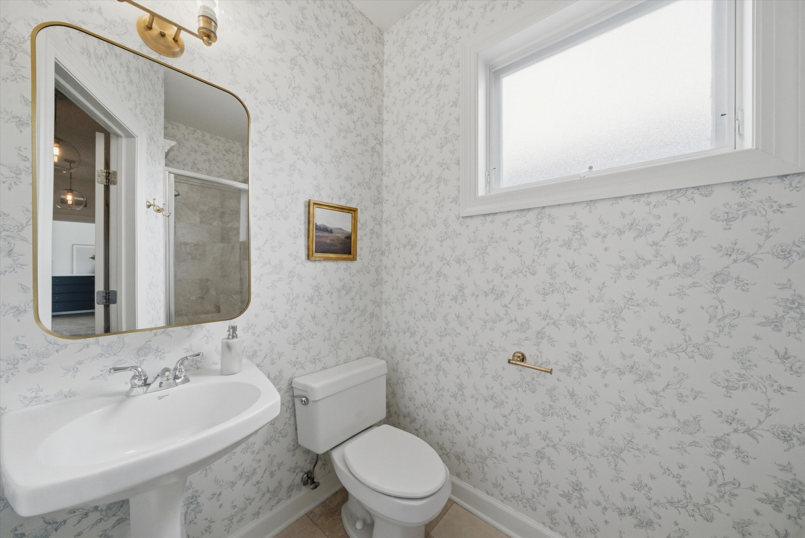 3042 N Racine Avenue Unit: 3