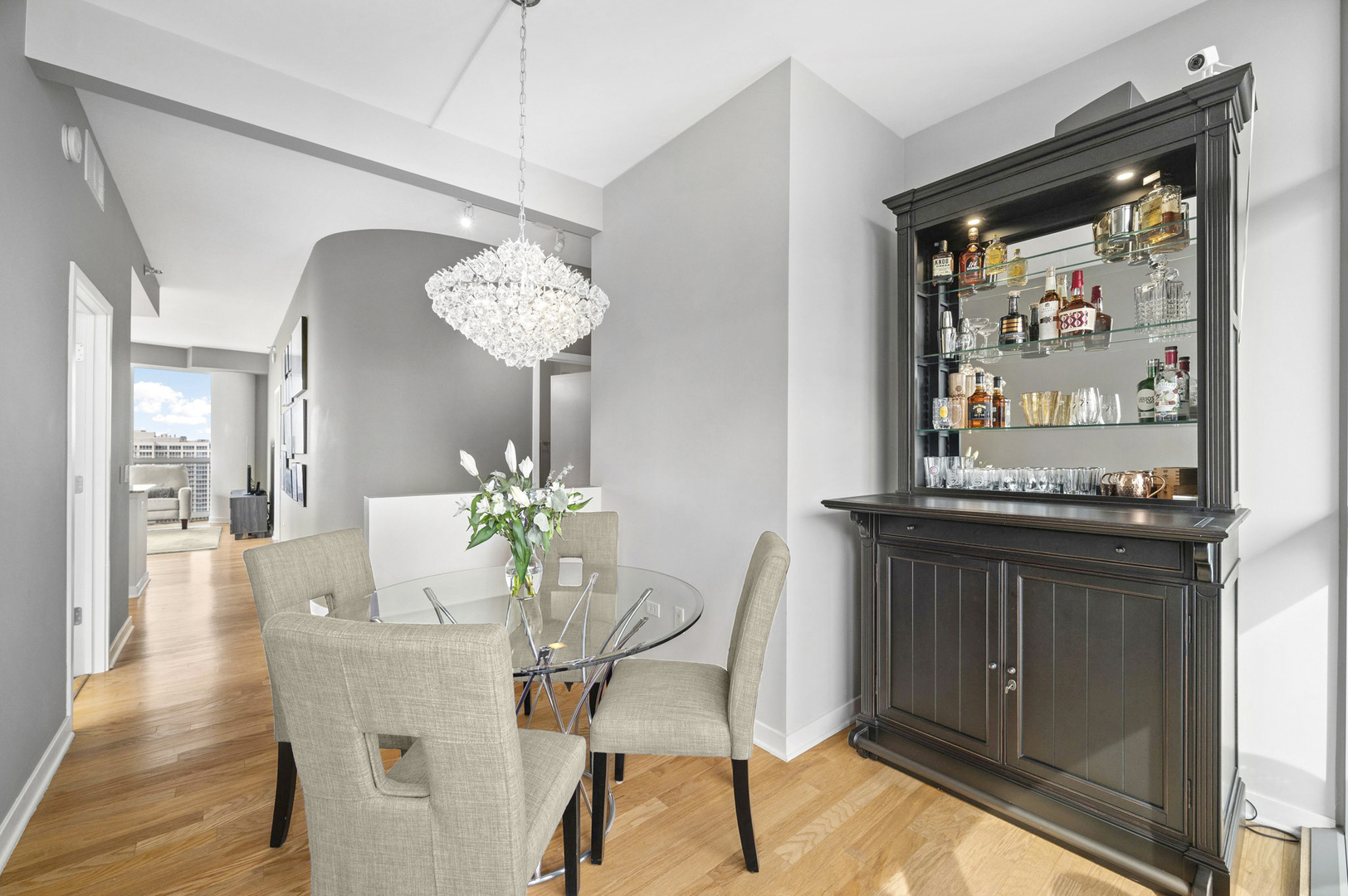 303 W OHIO Street Unit: 2307