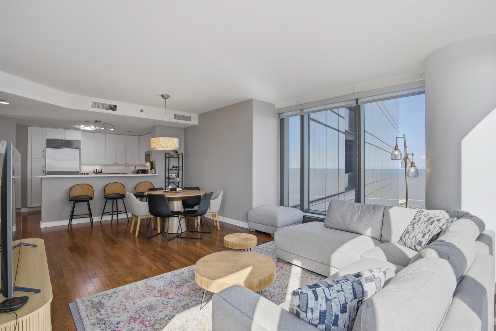 60 E Monroe Street Unit: 4504