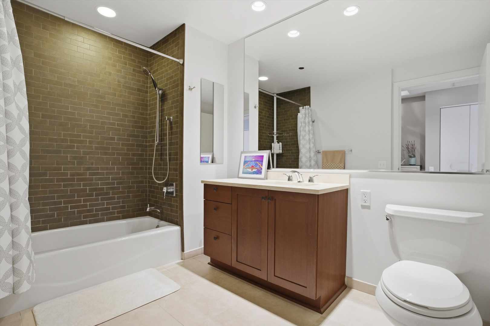 60 E Monroe Street Unit: 4504