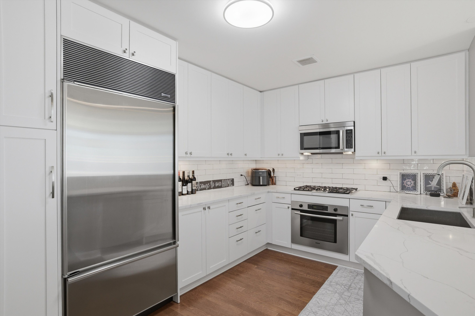 60 E Monroe Street Unit: 4504