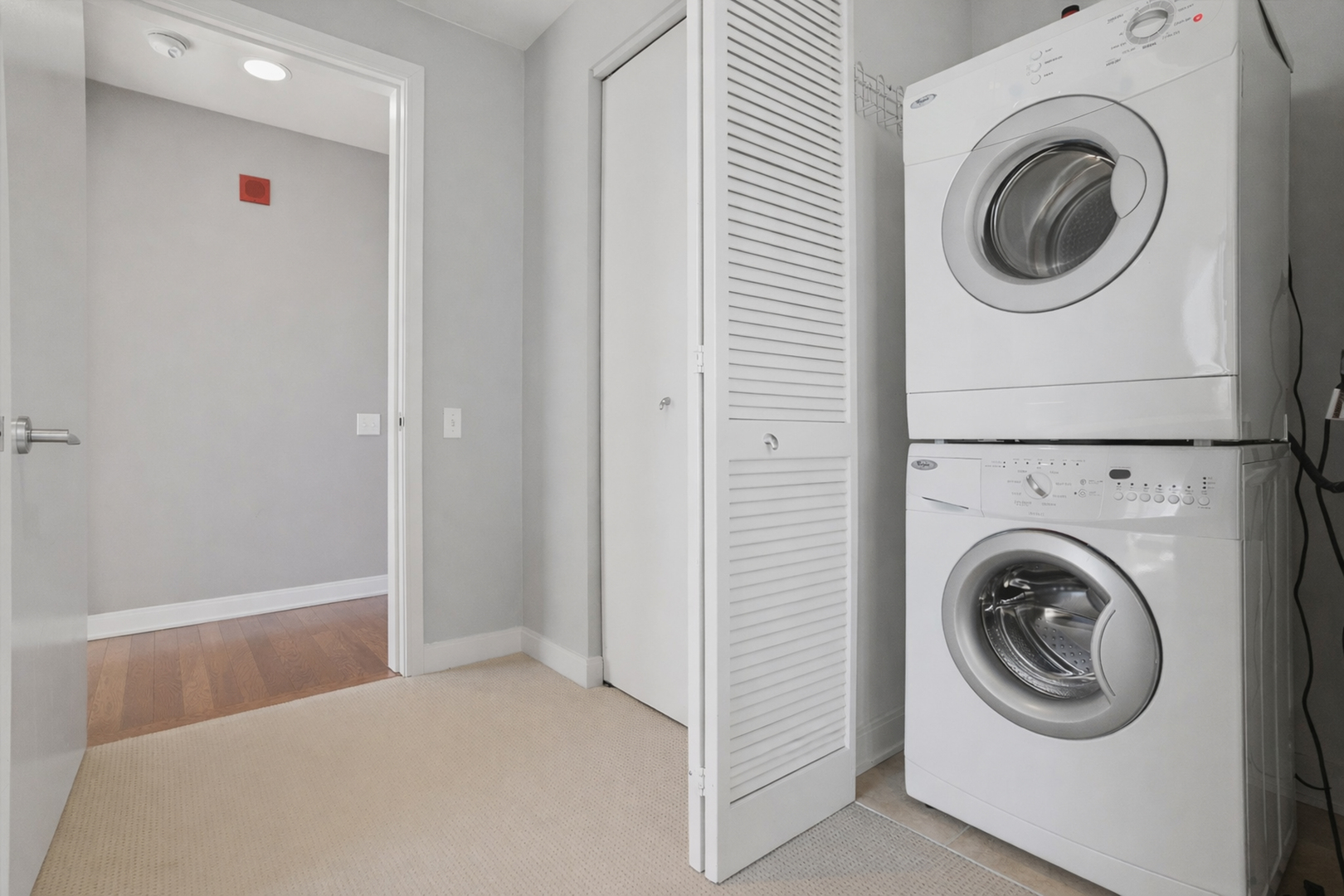 60 E Monroe Street Unit: 4504