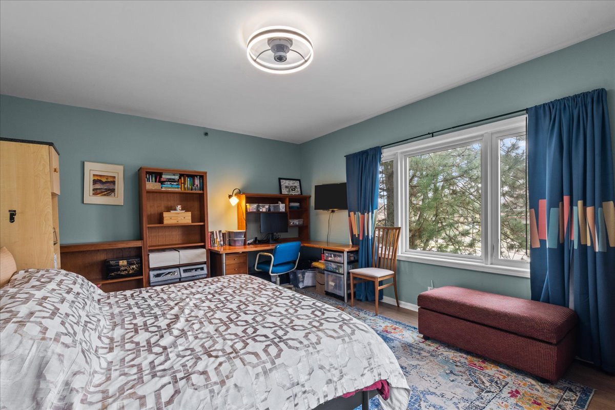 9200 N East Prairie Road Unit: 203