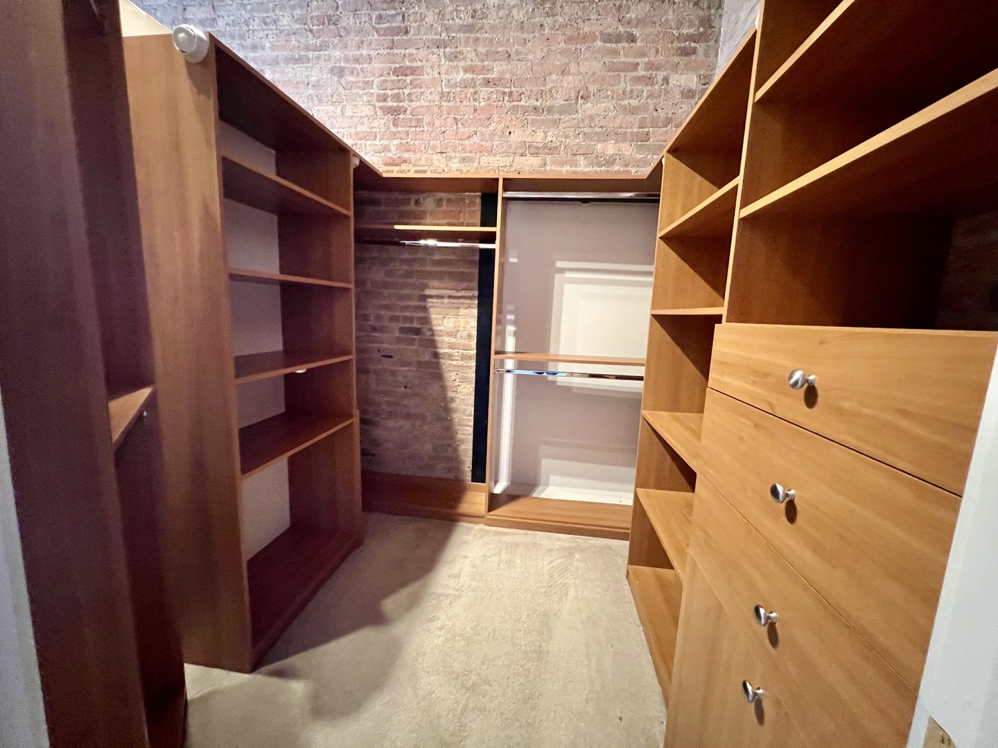 360 W Illinois Street Unit: 306