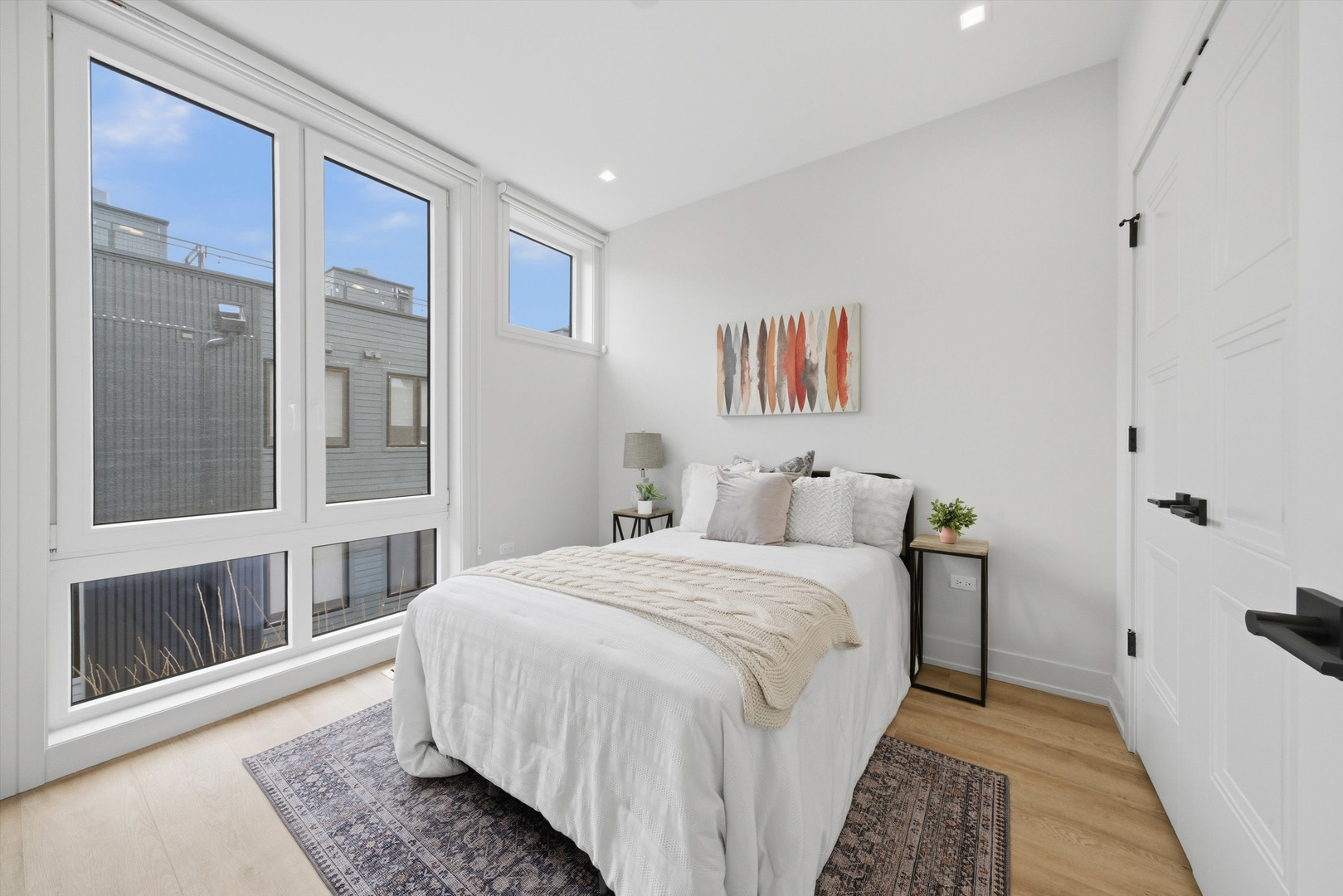 4210 W Belmont Avenue Unit: 3