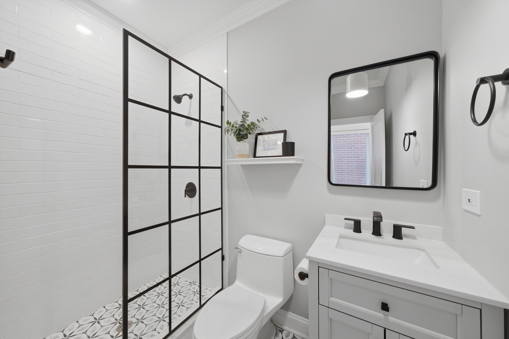 1517 W Adams Street Unit: 1