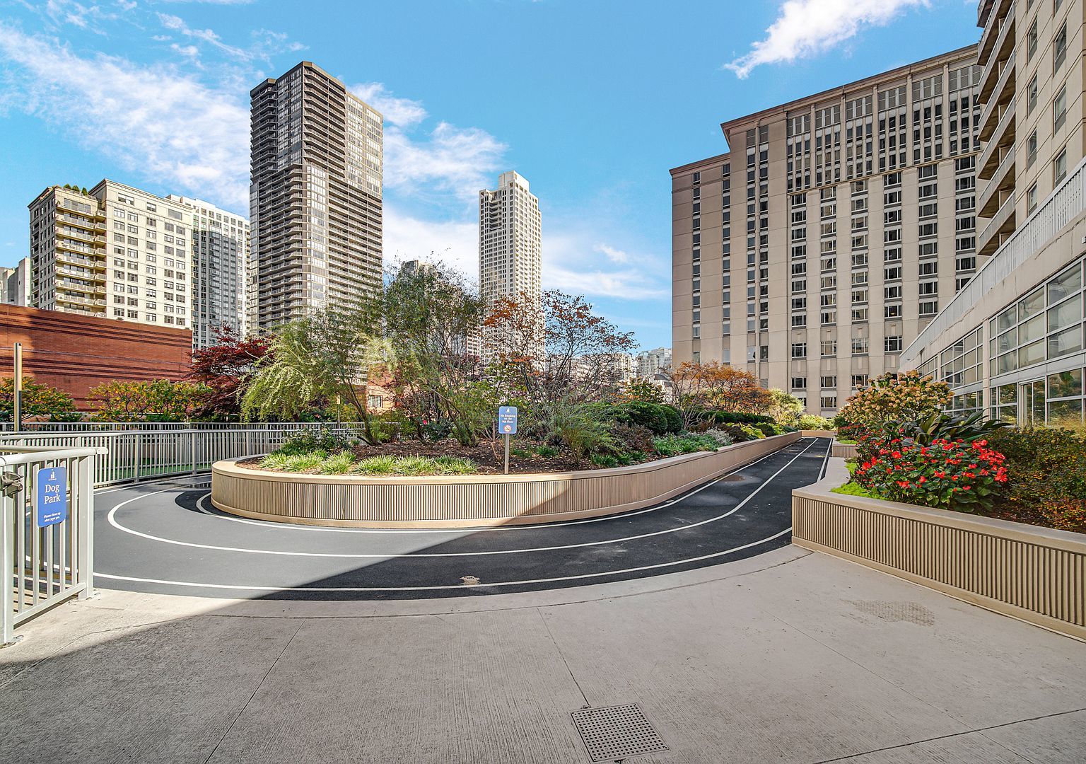 545 N Dearborn Street Unit: 1705