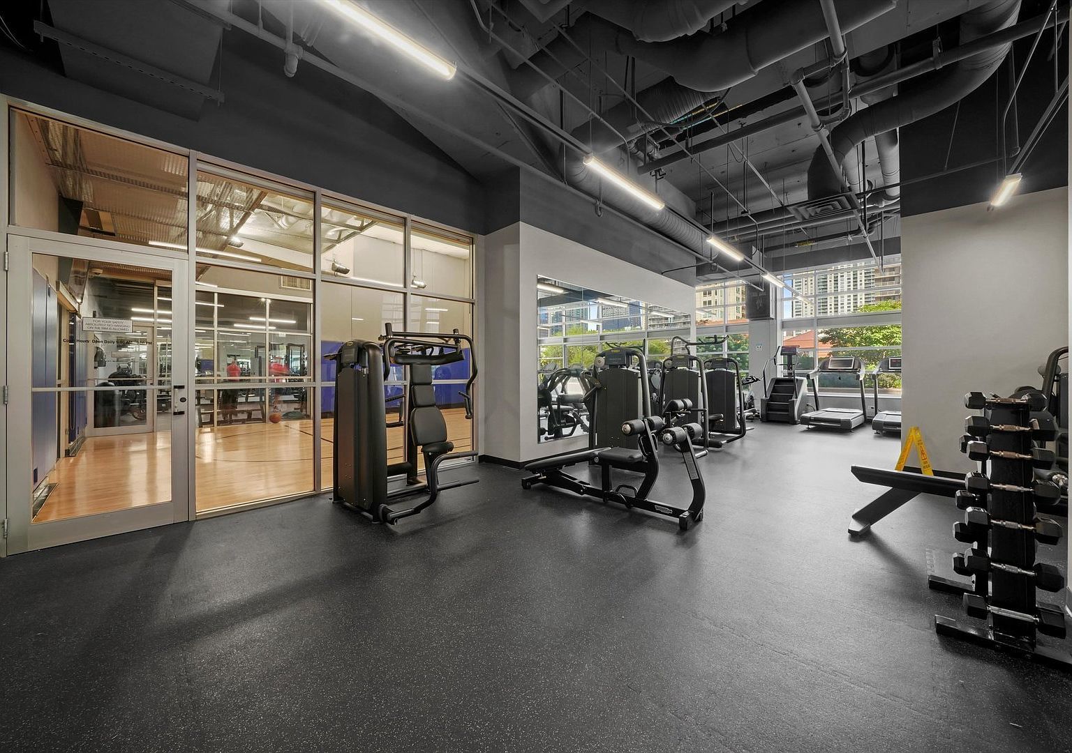 545 N Dearborn Street Unit: 1705