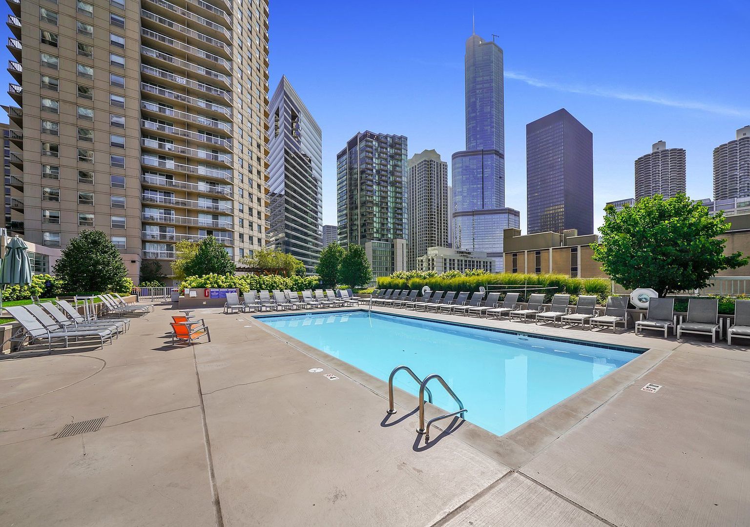 545 N Dearborn Street Unit: 1705