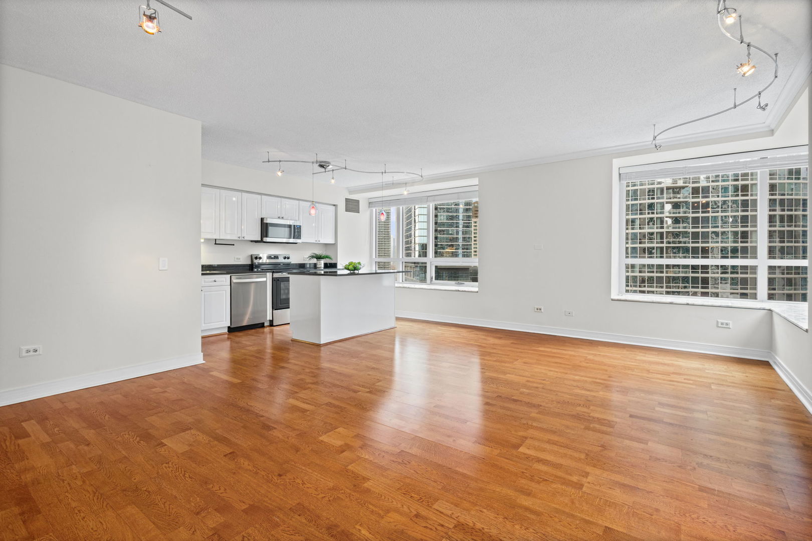 512 N McClurg Court Unit: 1410