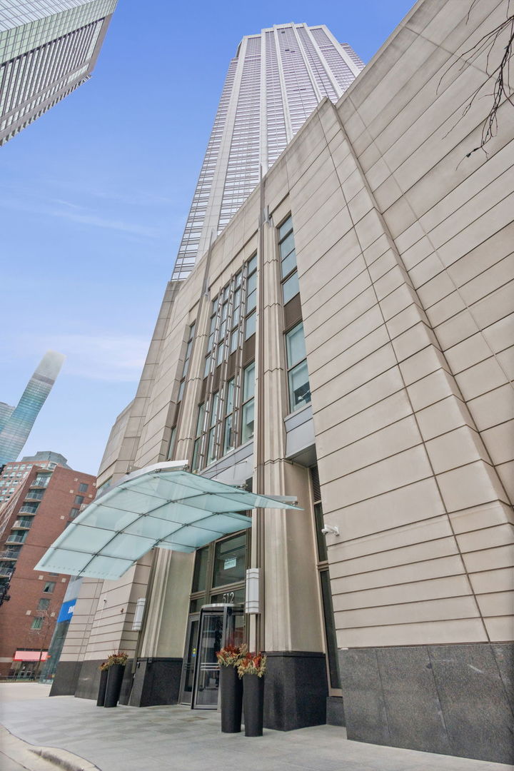 512 N McClurg Court Unit: 1410