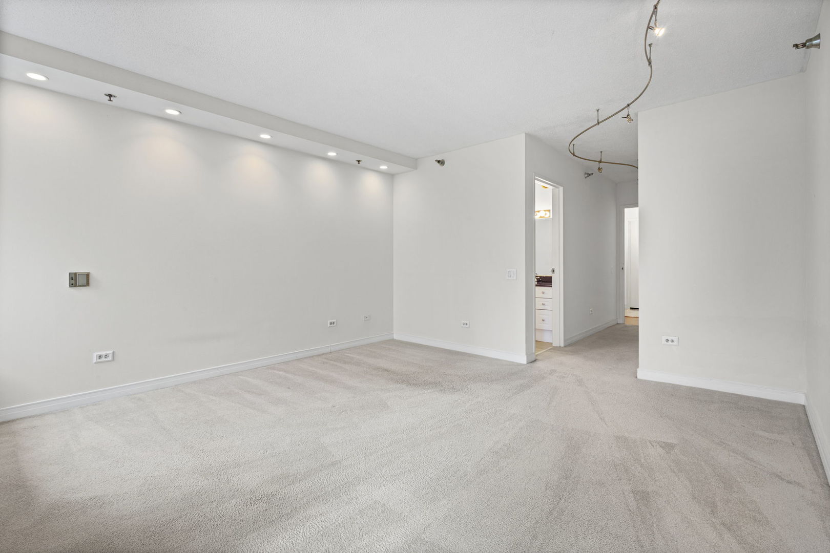 512 N McClurg Court Unit: 1410