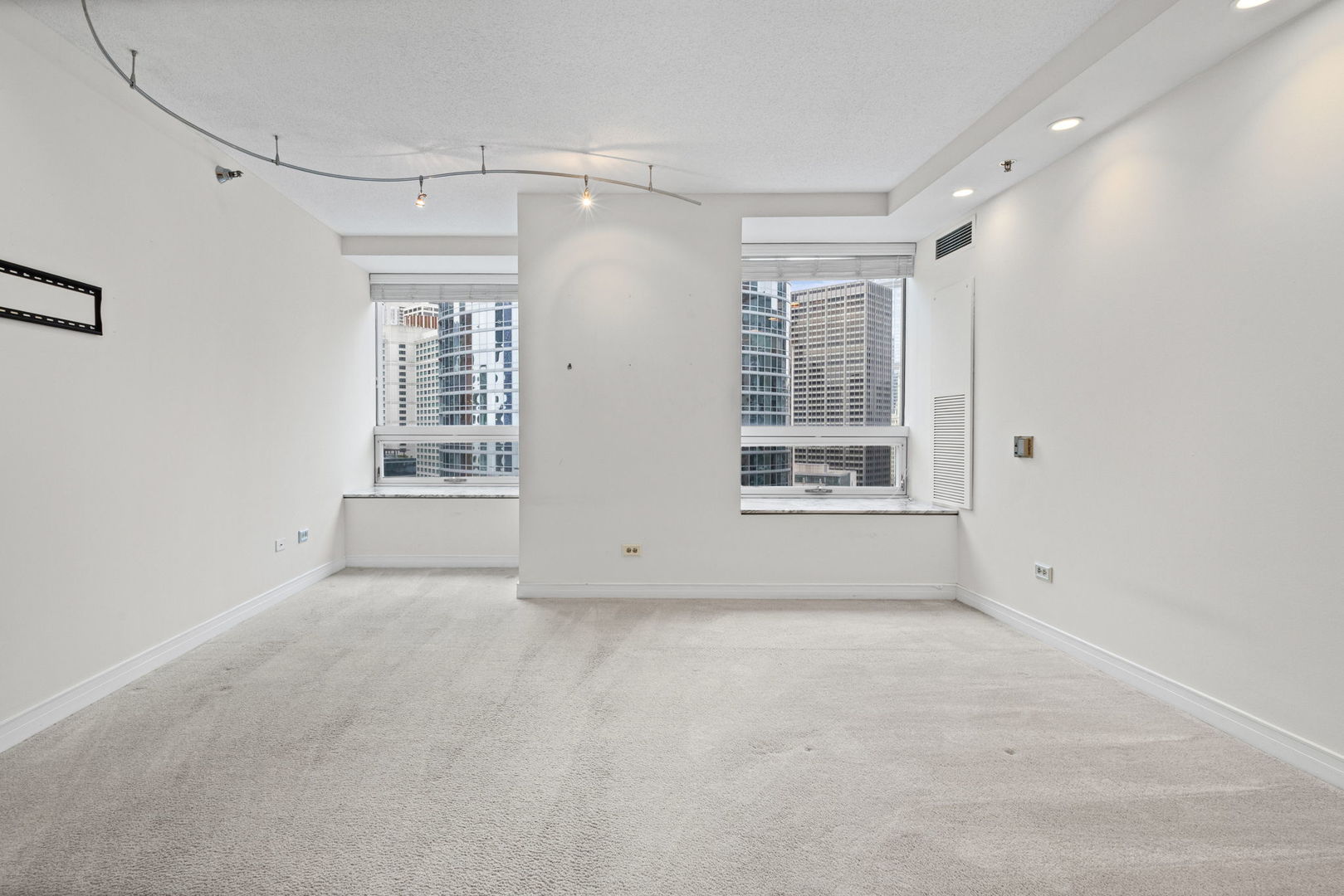 512 N McClurg Court Unit: 1410