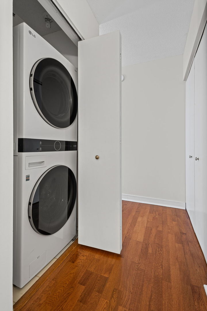 512 N McClurg Court Unit: 1410