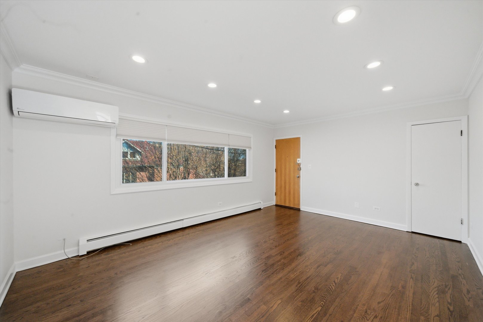 1331 W Chase Avenue Unit: 3A