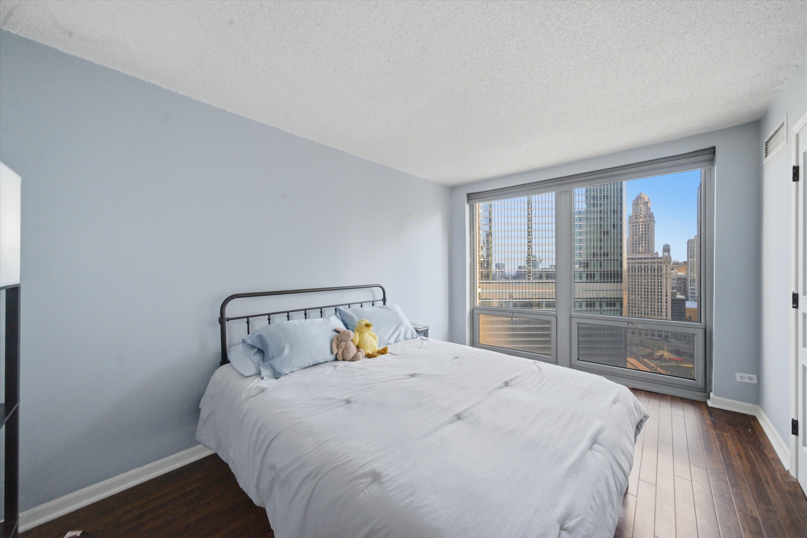 440 N Wabash Avenue Unit: 2907