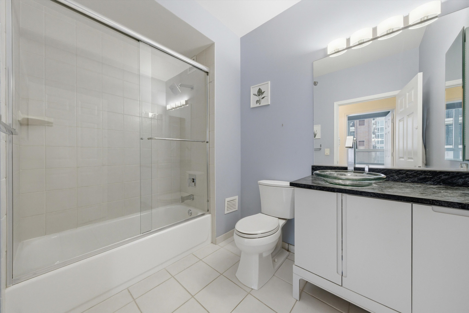 421 W Huron Street Unit: 809