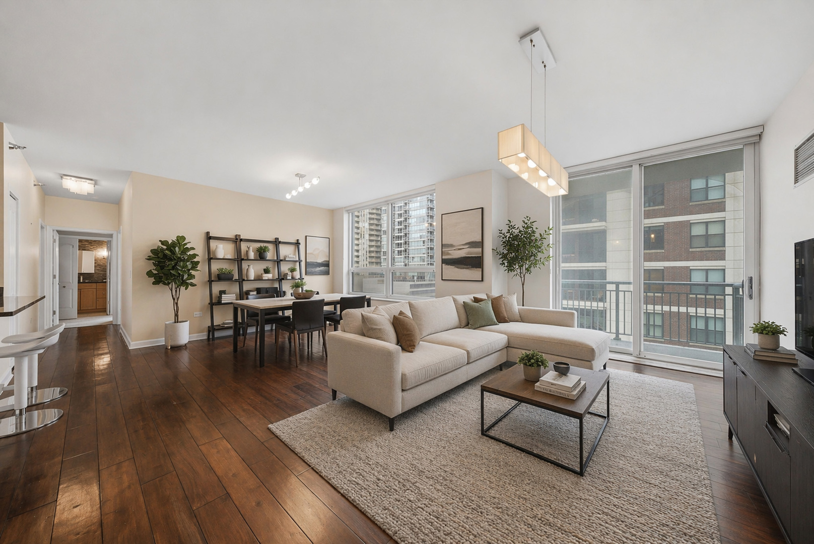 421 W Huron Street Unit: 809