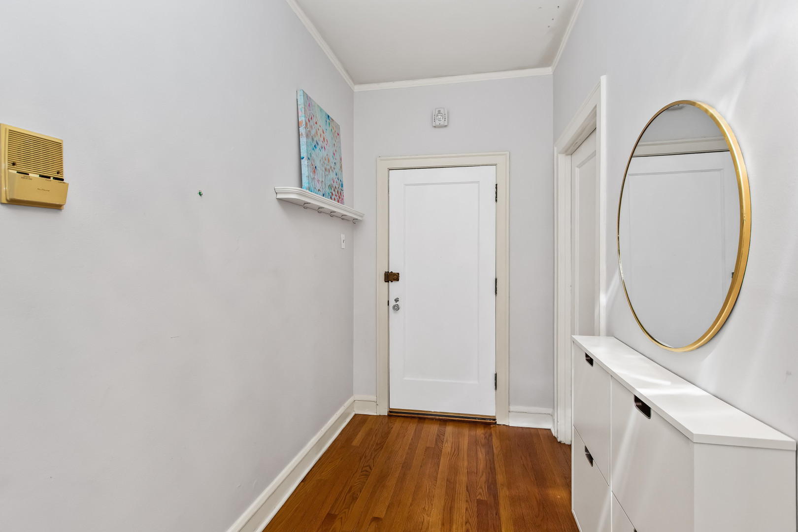 734 Noyes Street Unit: N3