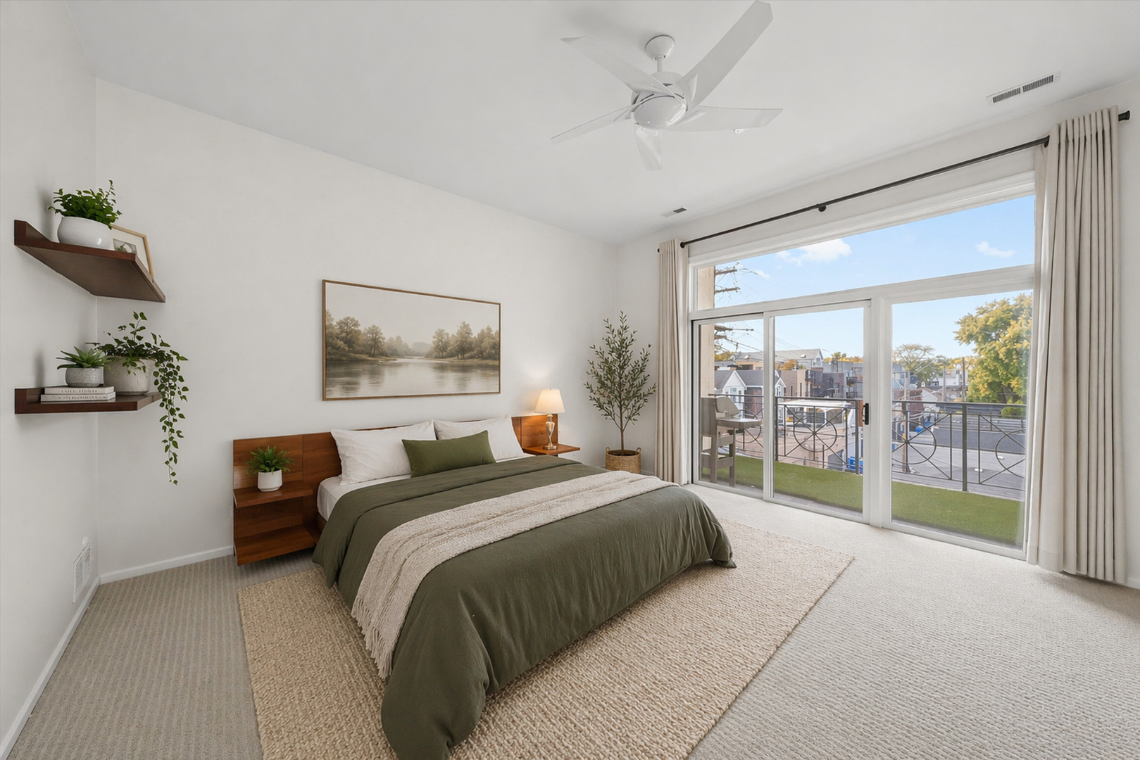 2846 N Southport Avenue Unit: 2N