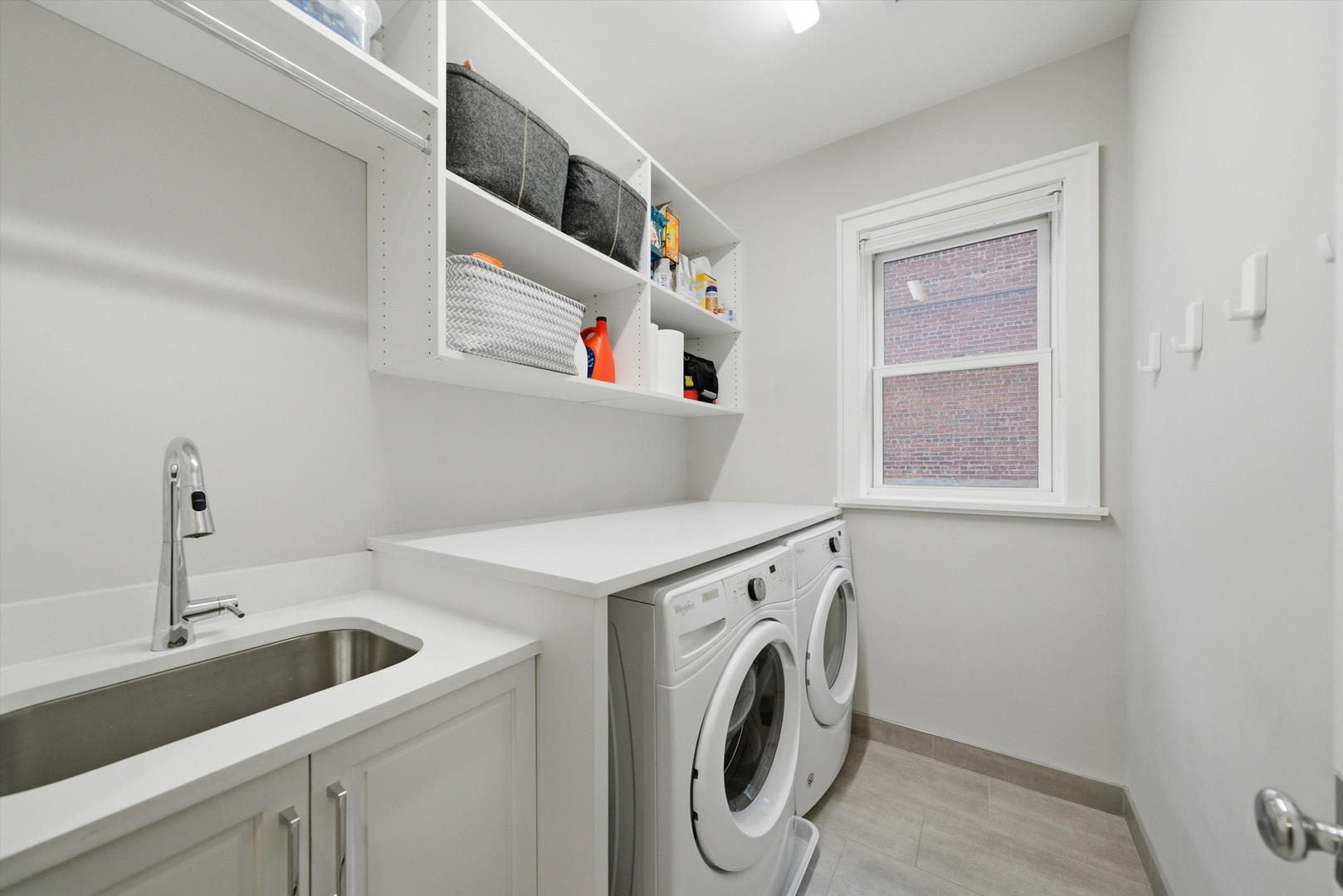 312 E Cullerton Street Unit: C