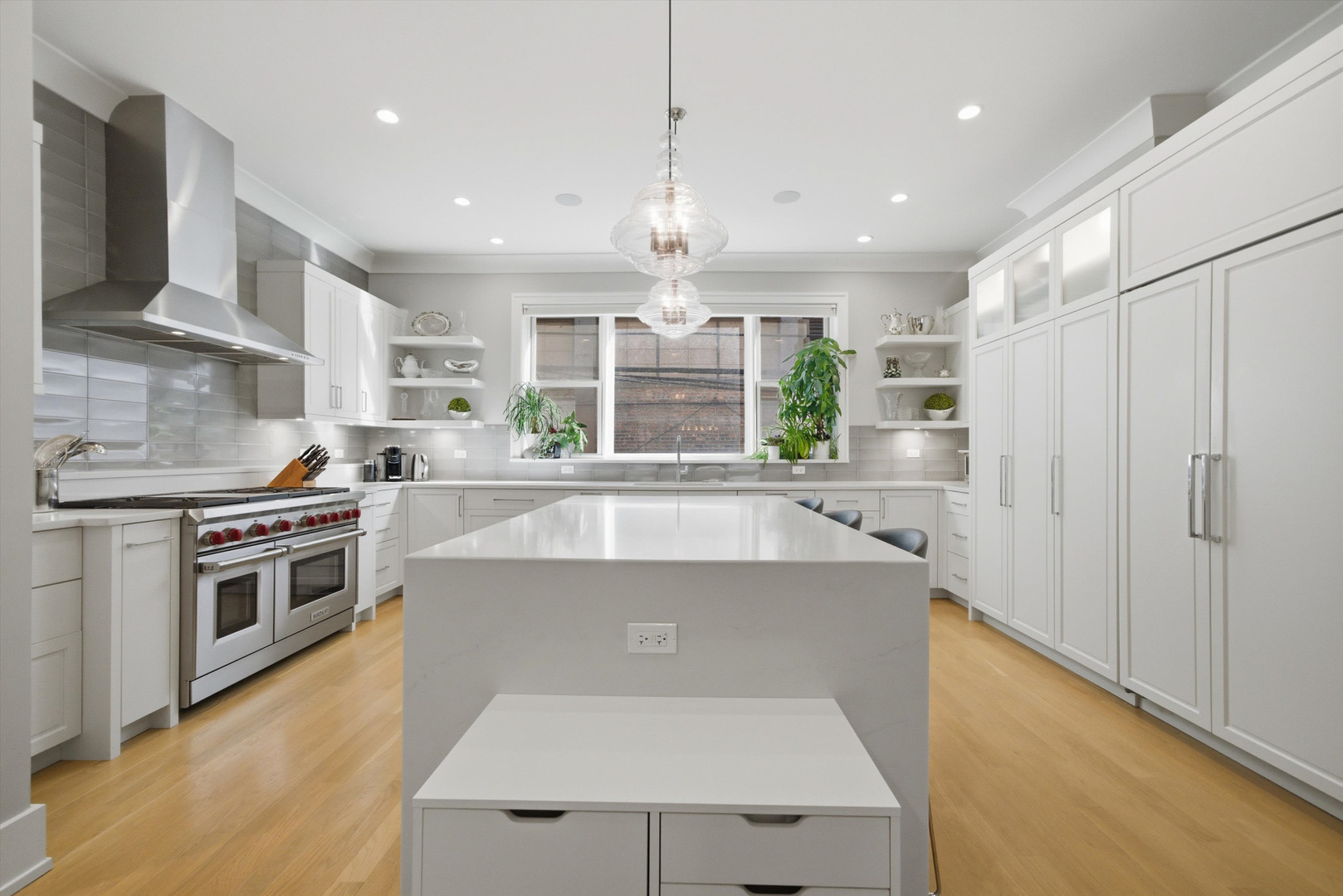 312 E Cullerton Street Unit: C