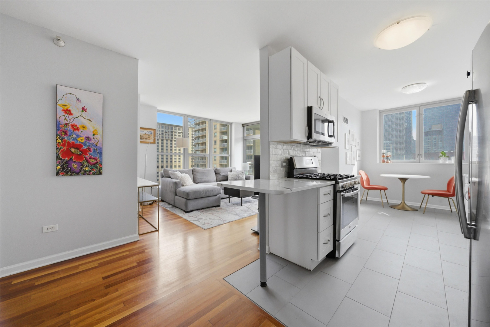 600 N Dearborn Street Unit: 1512