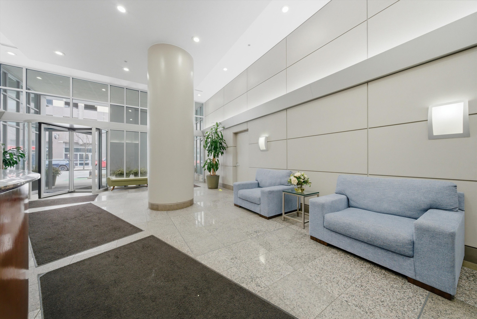 600 N Dearborn Street Unit: 1512