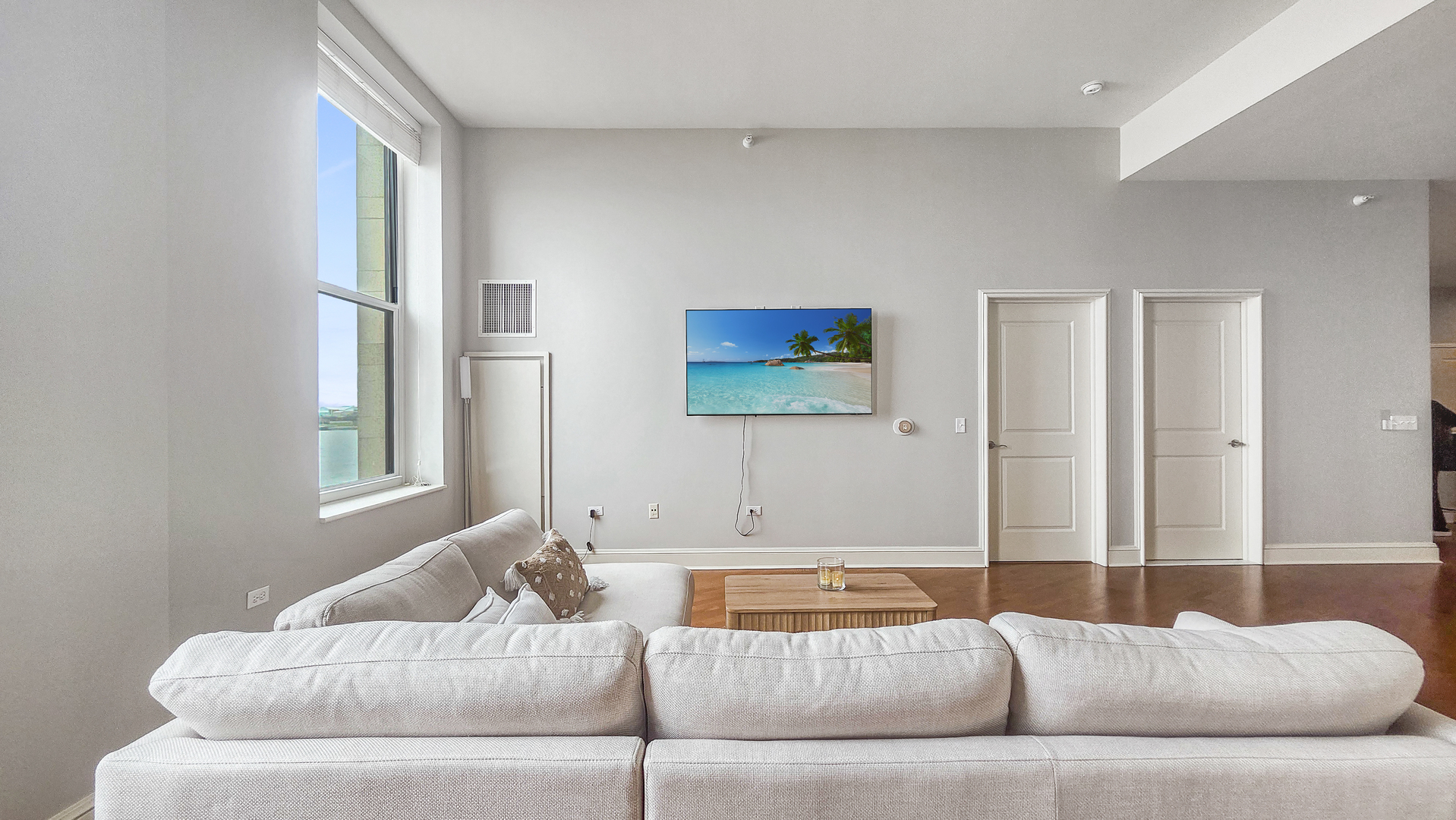 850 N Lake Shore Drive Unit: 504