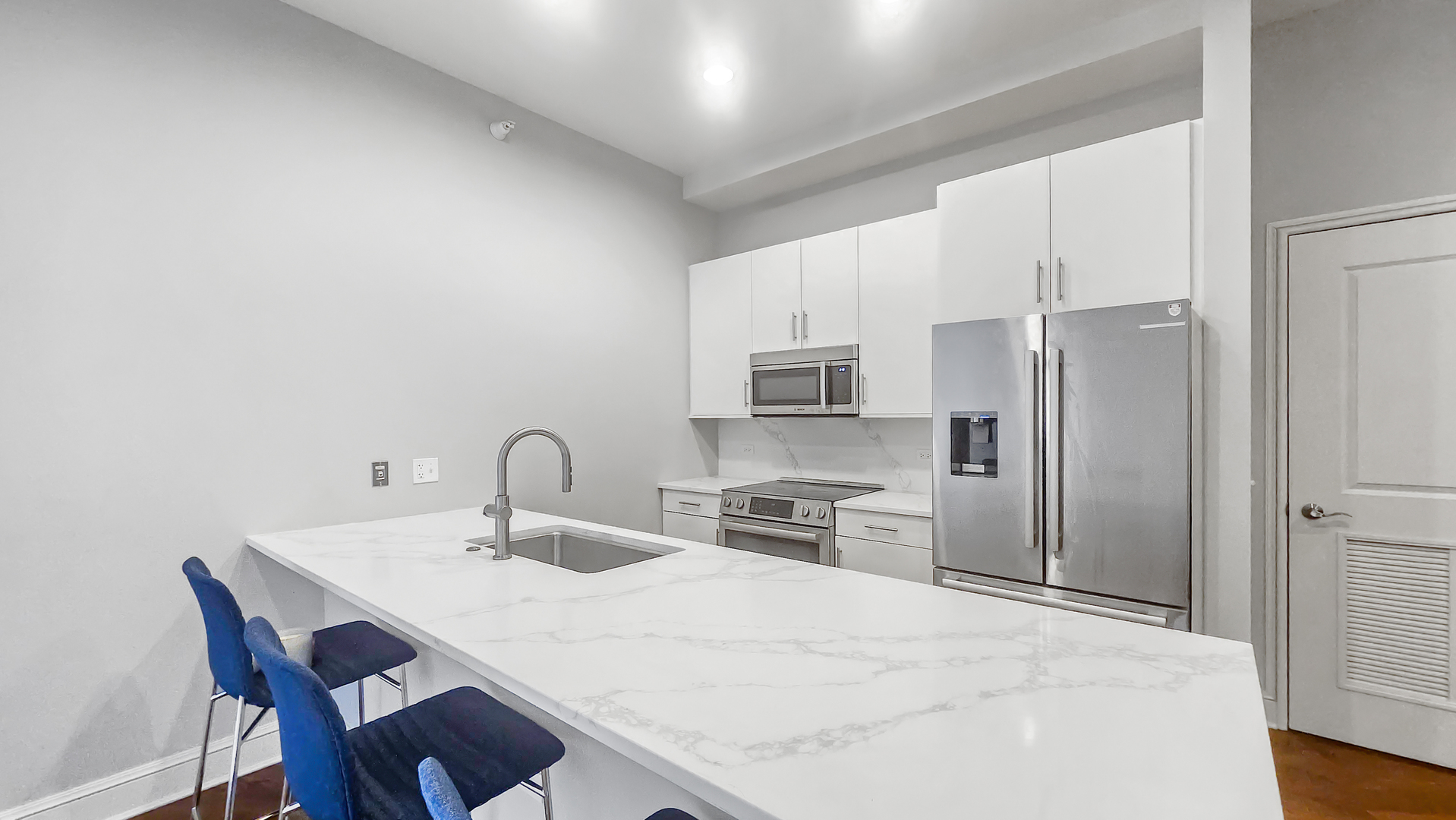 850 N Lake Shore Drive Unit: 504