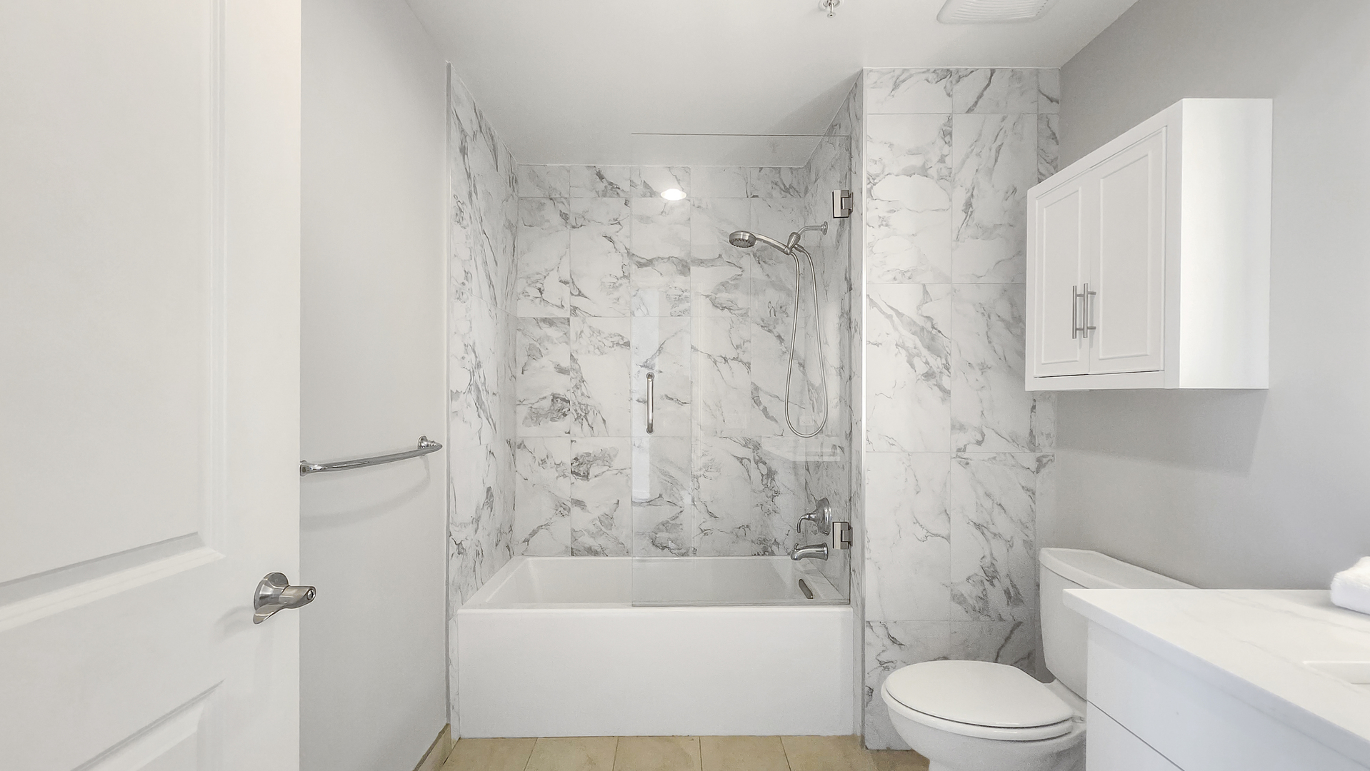 850 N Lake Shore Drive Unit: 504