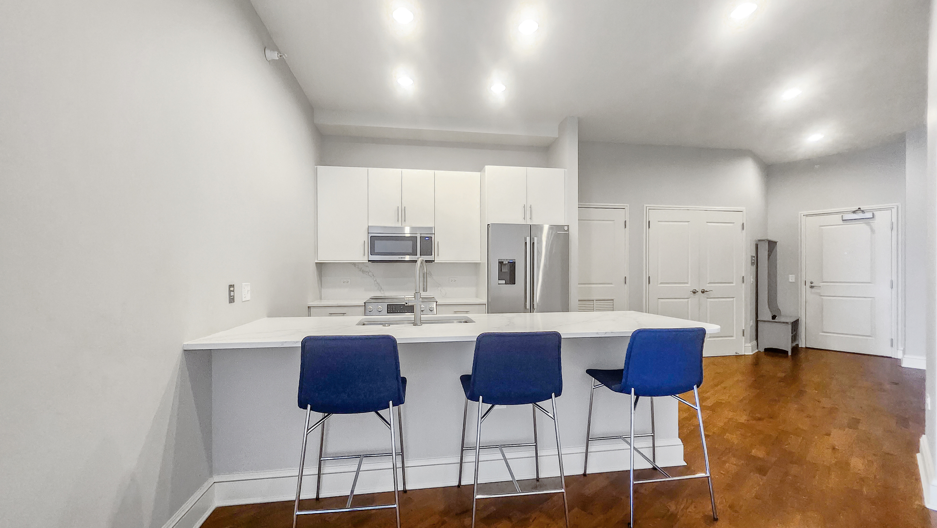 850 N Lake Shore Drive Unit: 504
