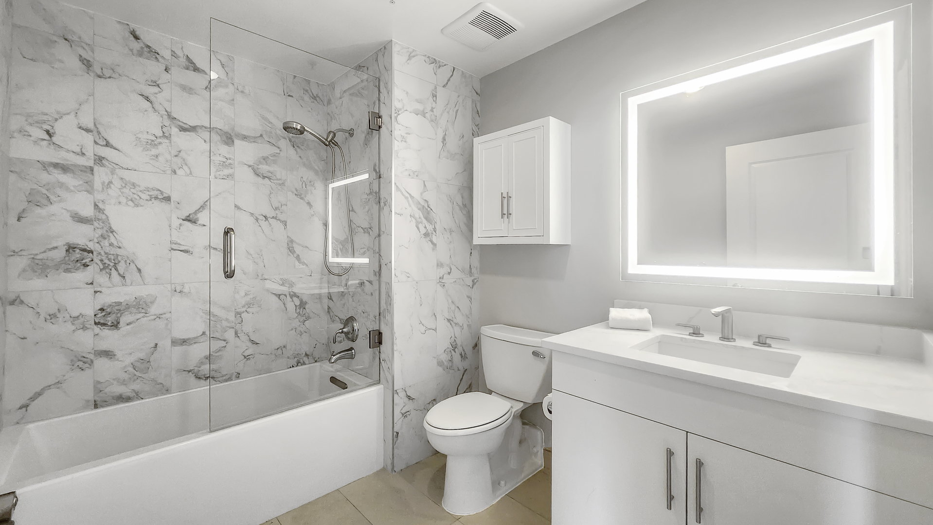 850 N Lake Shore Drive Unit: 504