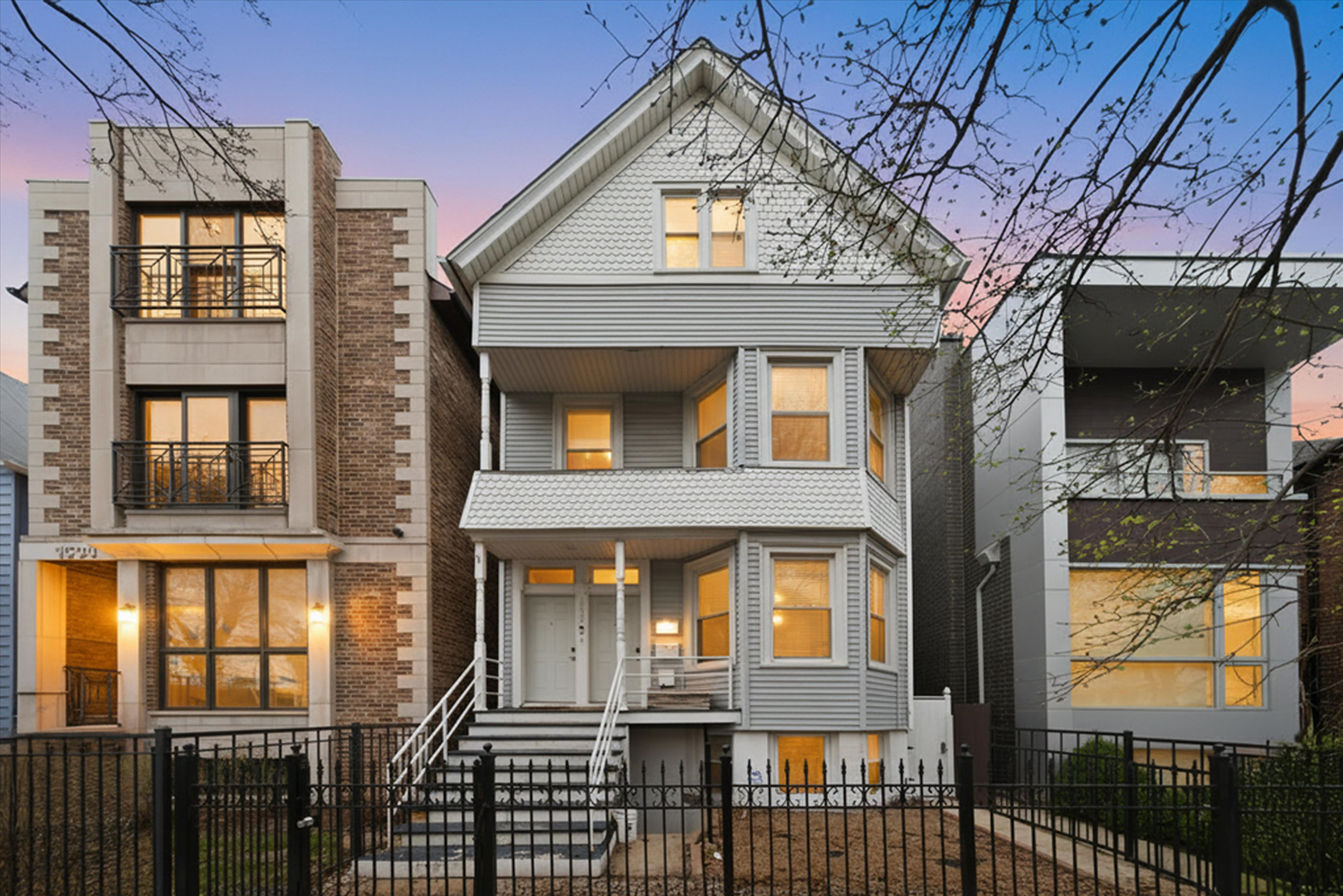 1532 W Oakdale Avenue