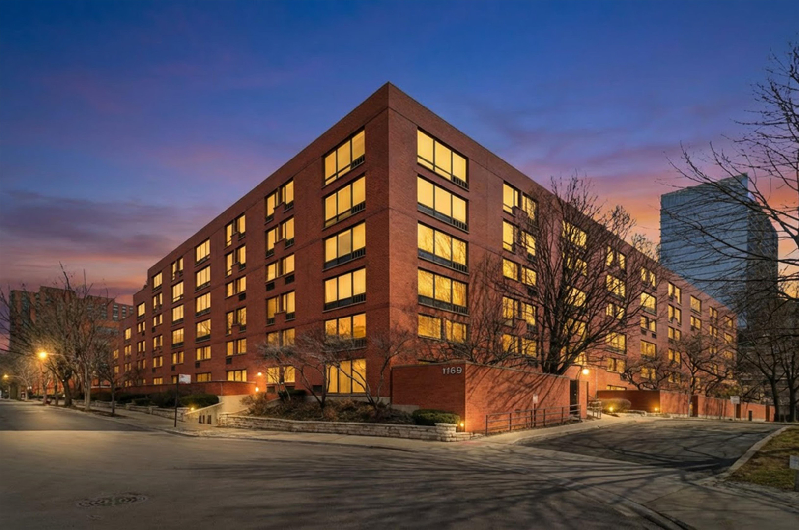 1169 S Plymouth Court Unit: 118