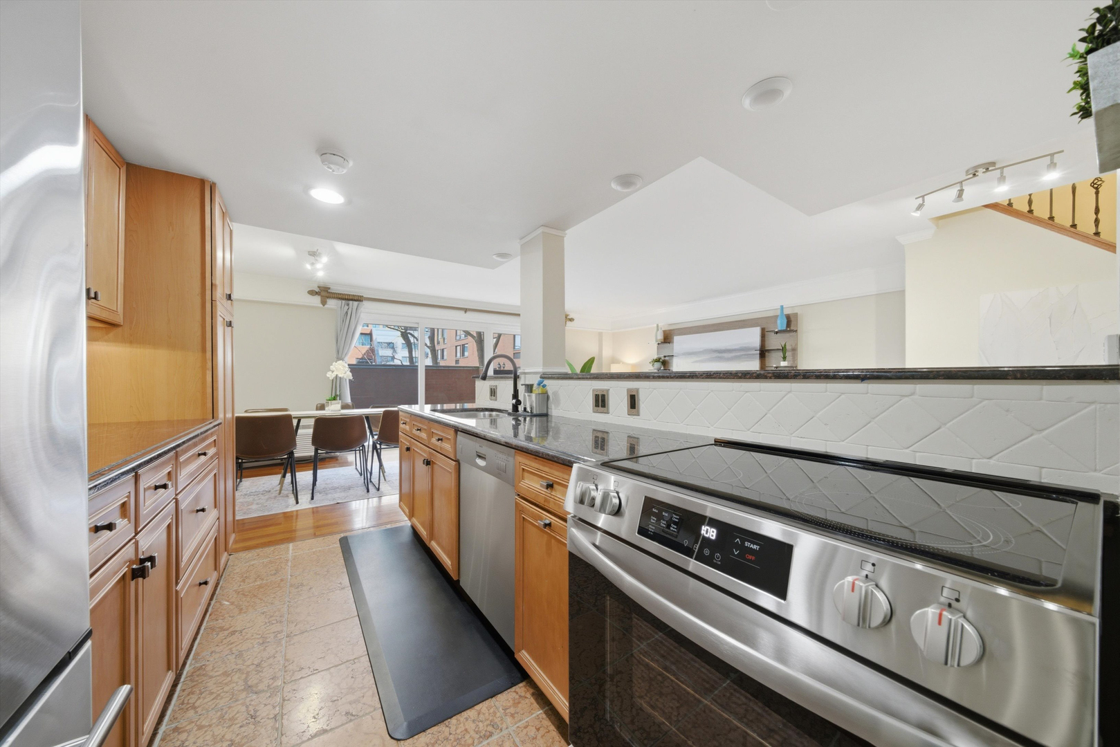 1169 S Plymouth Court Unit: 118
