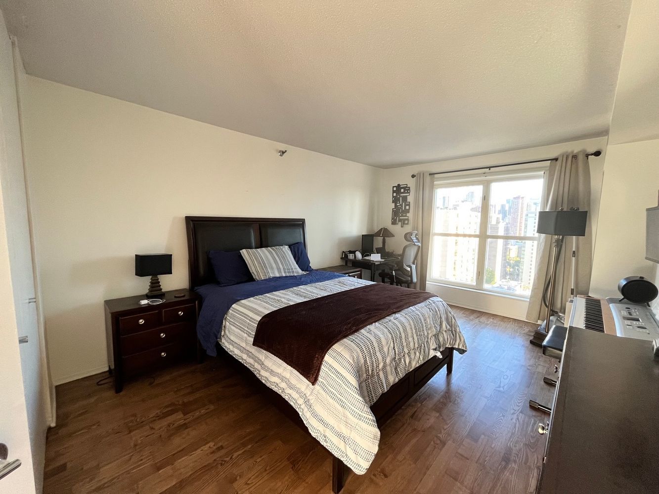 1212 N Lasalle Boulevard Unit: 1709