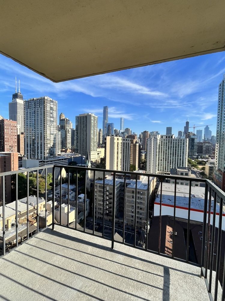 1212 N Lasalle Boulevard Unit: 1709