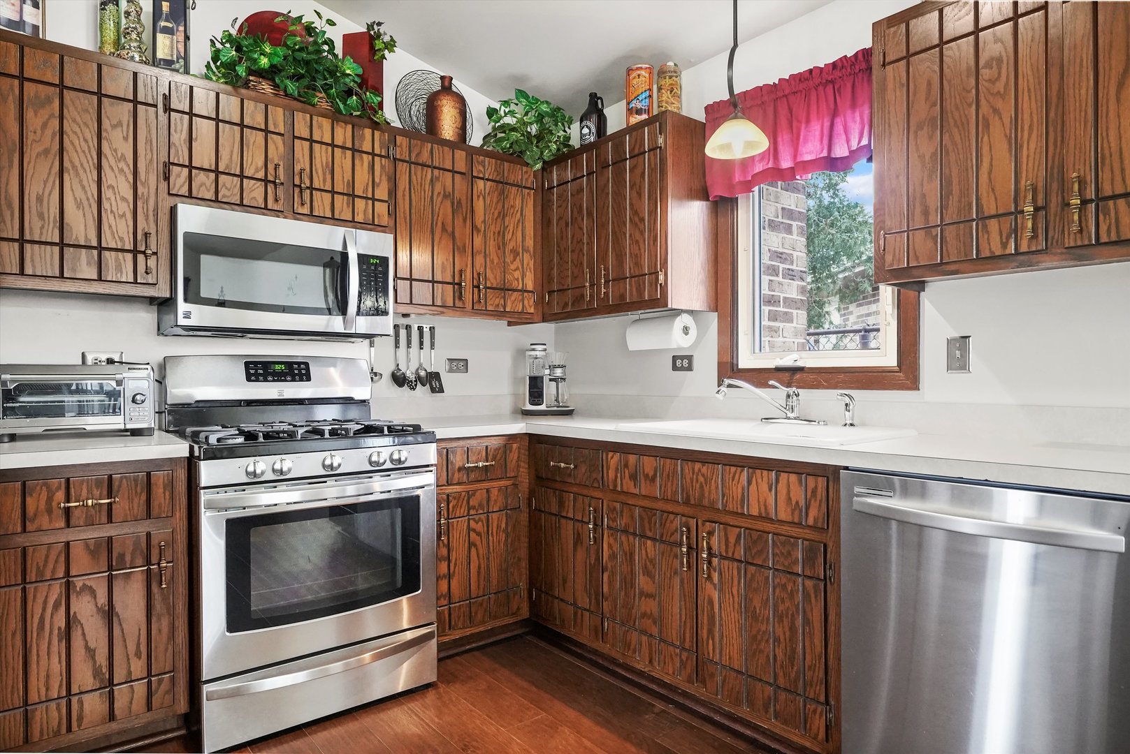 12820 S Blossom Drive