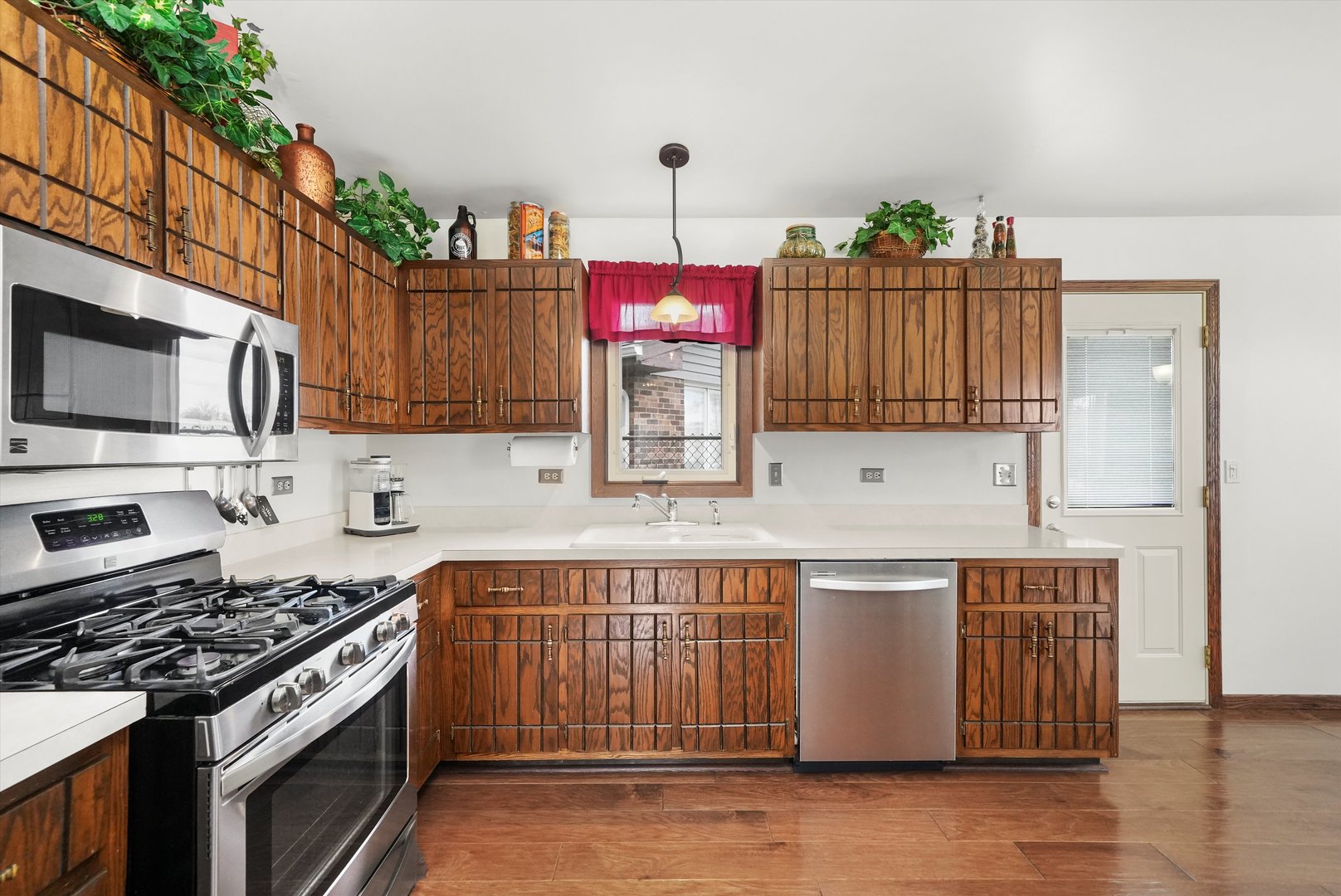 12820 S Blossom Drive