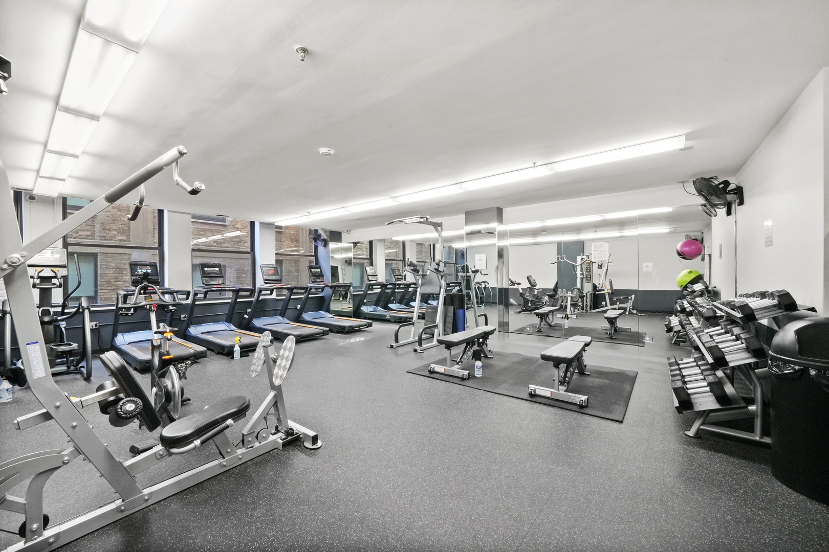 680 S Federal Street Unit: 807