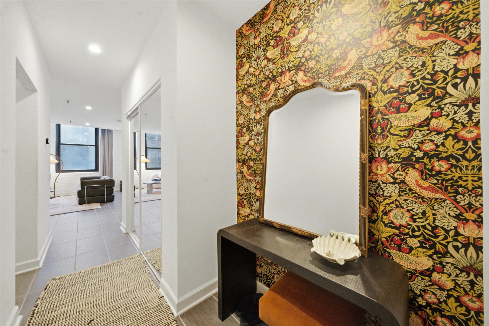 680 S Federal Street Unit: 807
