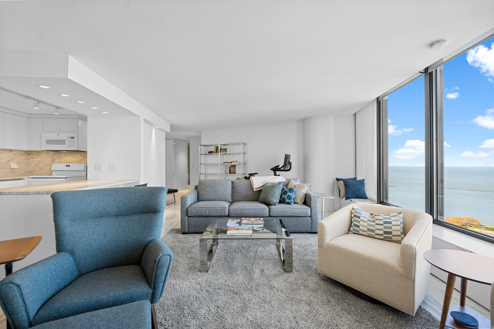 505 N Lake Shore Drive Unit: 3904