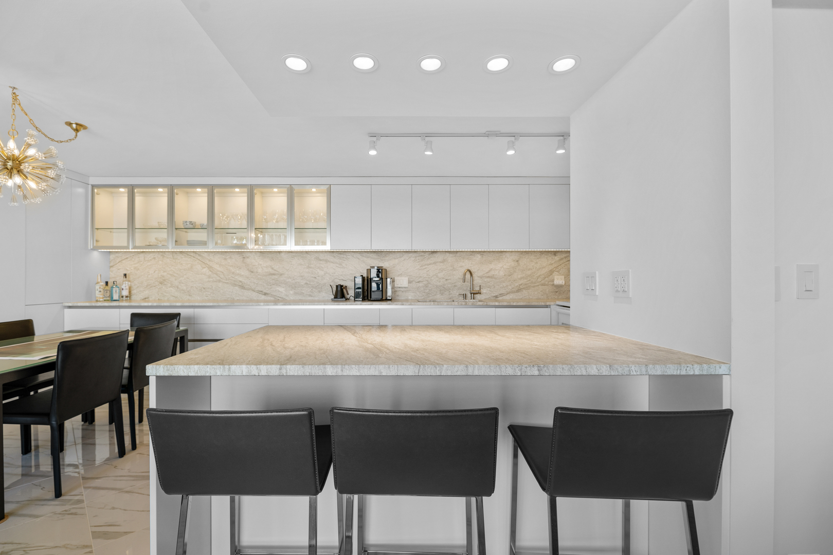 505 N Lake Shore Drive Unit: 3904