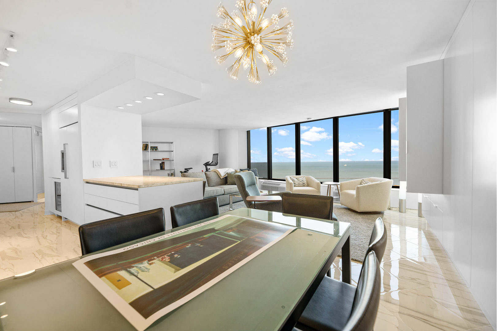 505 N Lake Shore Drive Unit: 3904